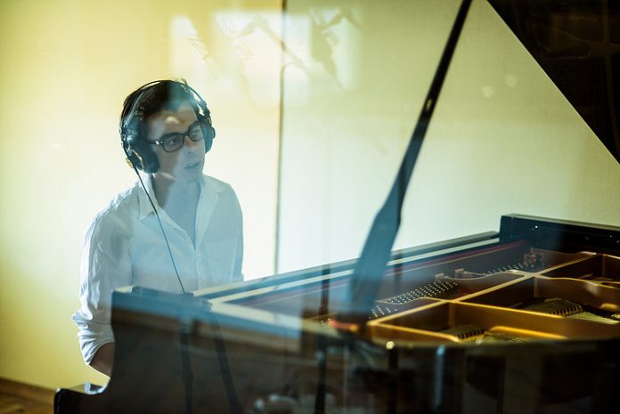 Adrien Brandeis (credit Julien Sanine)