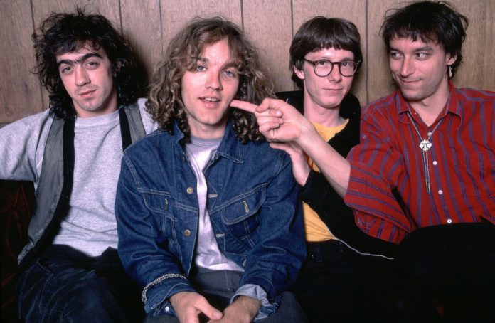 R.E.M. - Bingo Hand Job (foto di Paul Natkin)