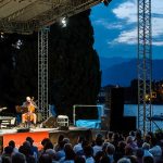 Concerto-Bill-Frisell-Stresa-Mid-Summer-Jazz-2013-1050×700