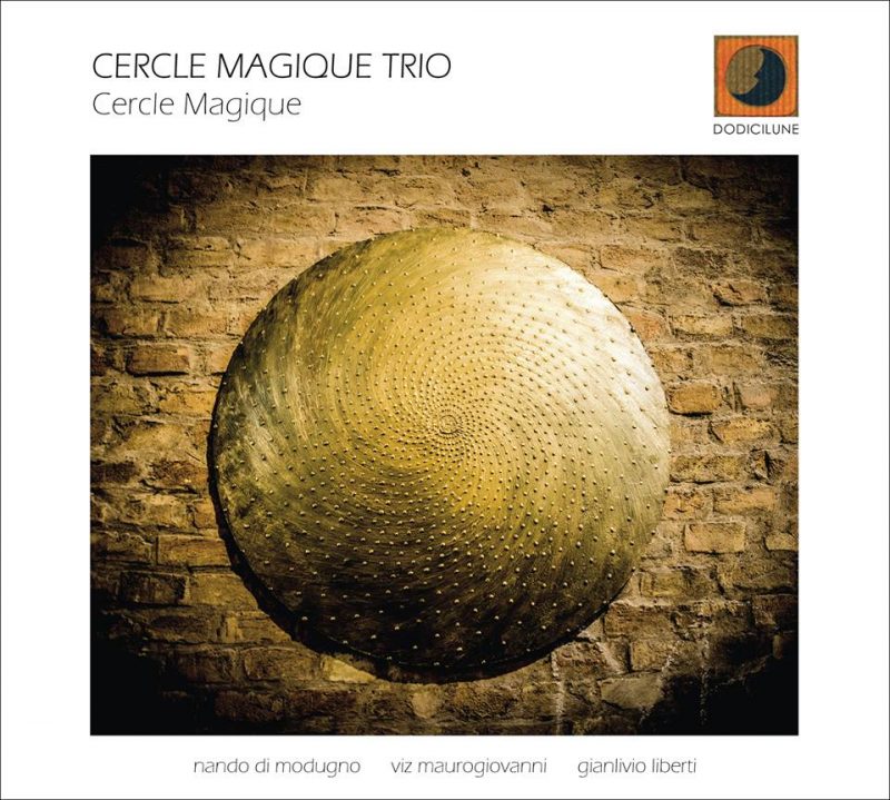 Cover disco Cercle Magique