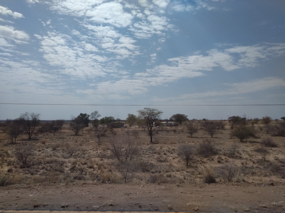Paesaggio semi-desertico a Windhoek (foto di Federica Michisanti)
