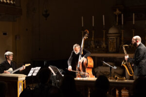 ParmaFrontiere 2025 Madreperla trio