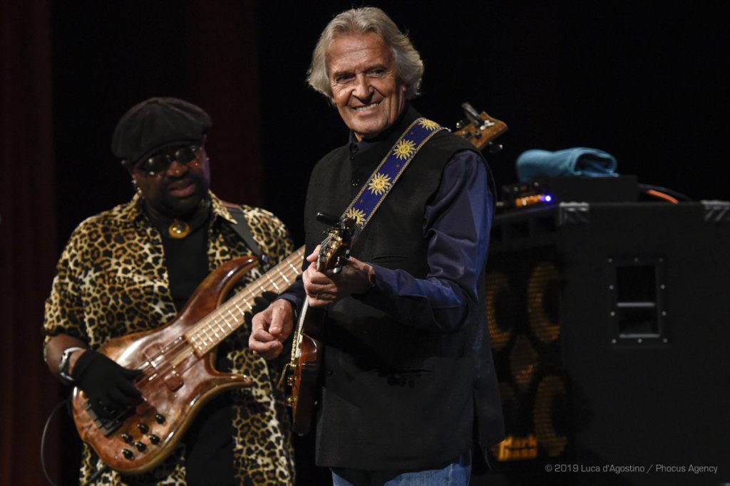 Jazz & Wine of Peace - John McLaughlin ed Etienne M'Bappé, foto di Luca A. D'Agostino / Phocus Agency