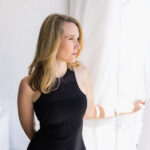 Sarah_McKenzie_by_Kharen_Hill-7489_2022_03_mid-res