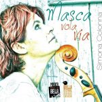 Simona-Colonna-Masca-vola-via-01-