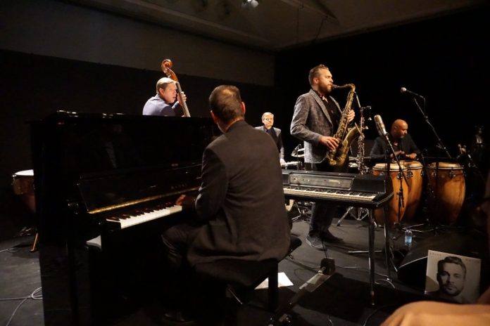 Timo Lassy al festival We Jazz 2018 (foto di Vincenzo Fugaldi)