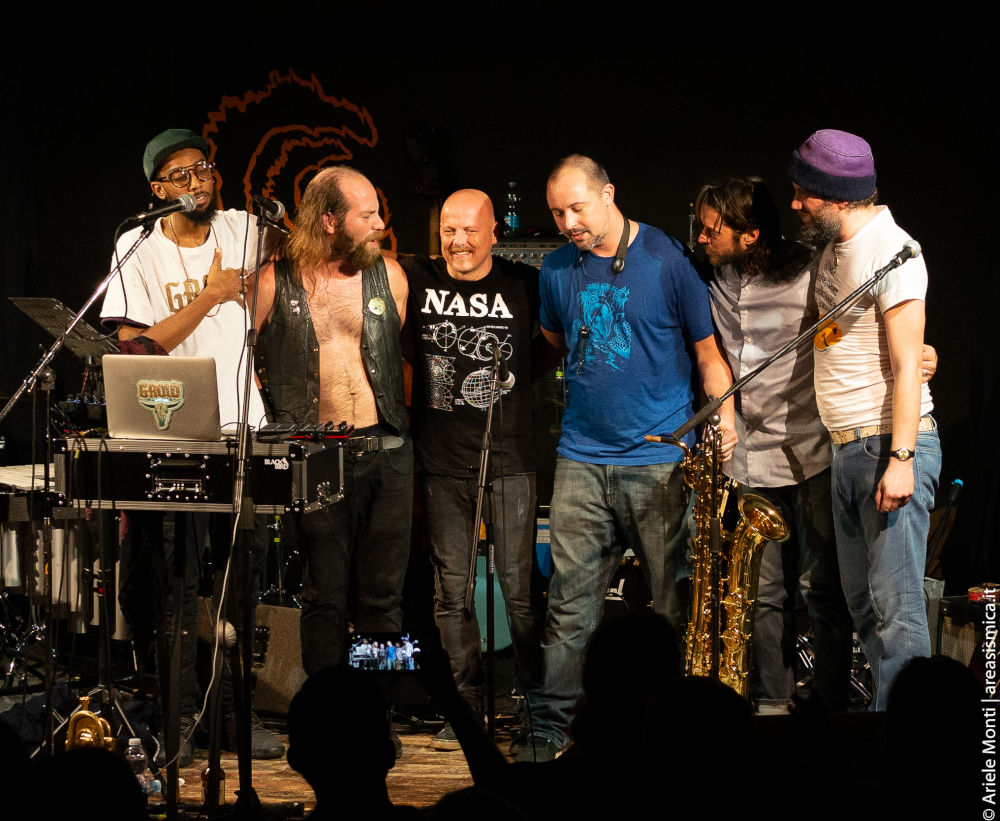 The Young Mothers (foto di Ariele Monti)