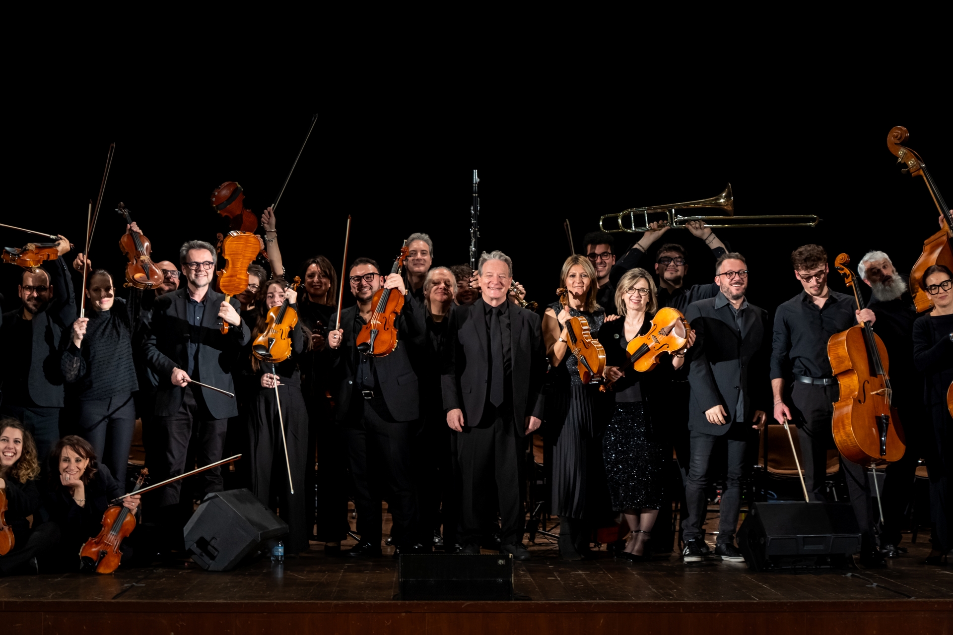 Angelo Valori e Medit Orchestra