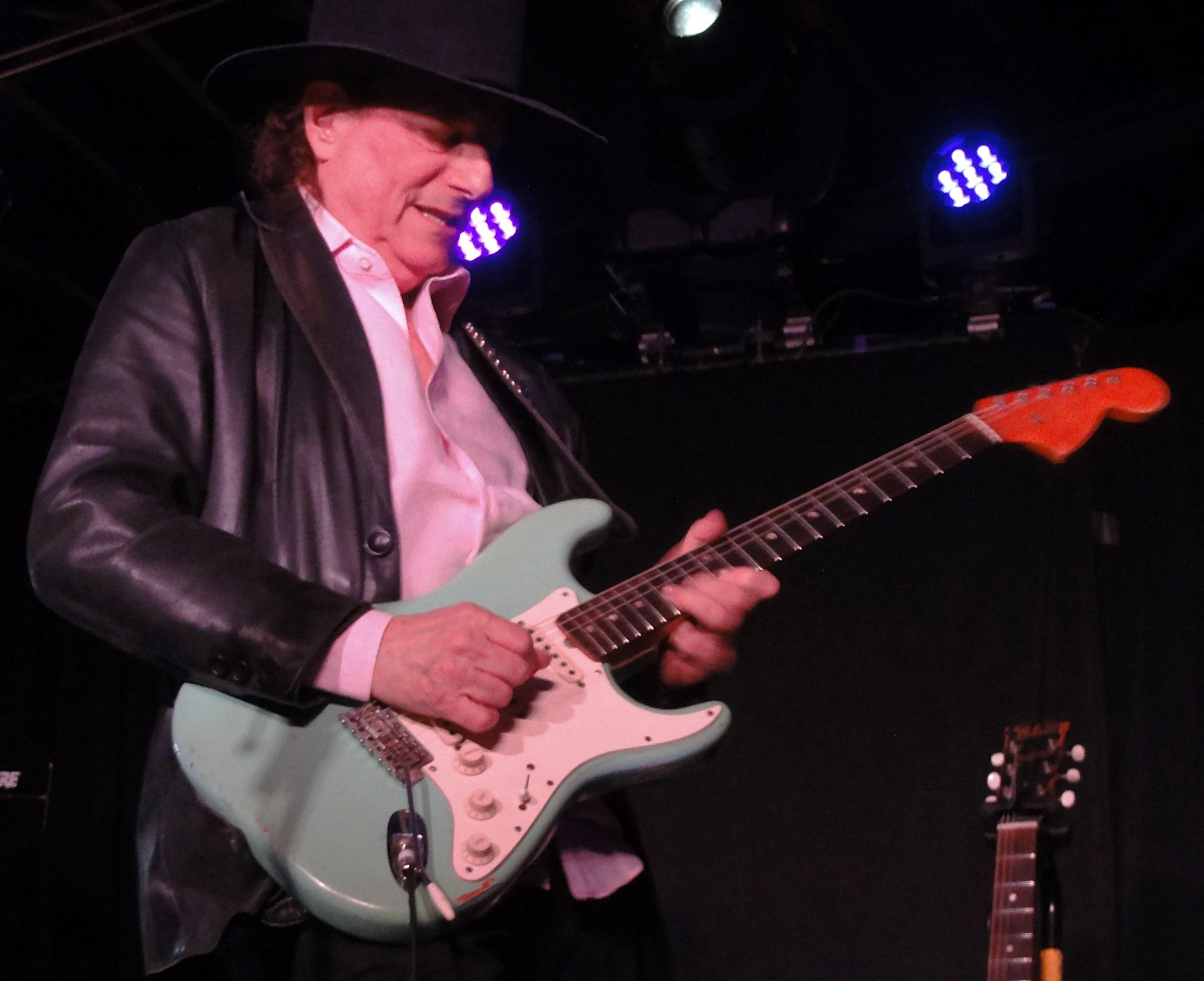 Gary Lucas