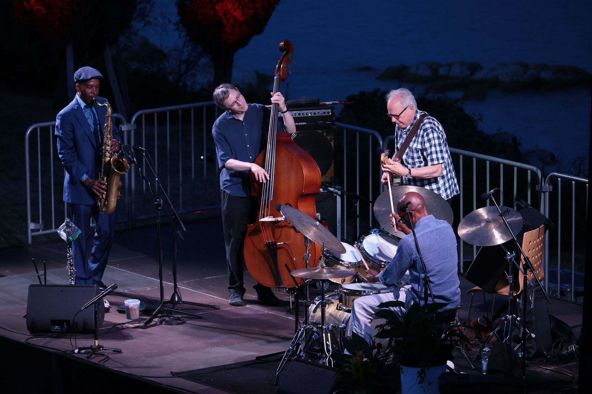 Bill Frisell Trio Greg Tardy
