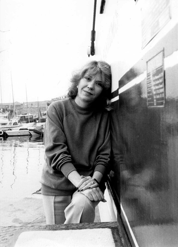 Helen Merrill