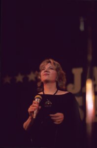Seduzioni senza tempo: Sposin' Helen Merrill