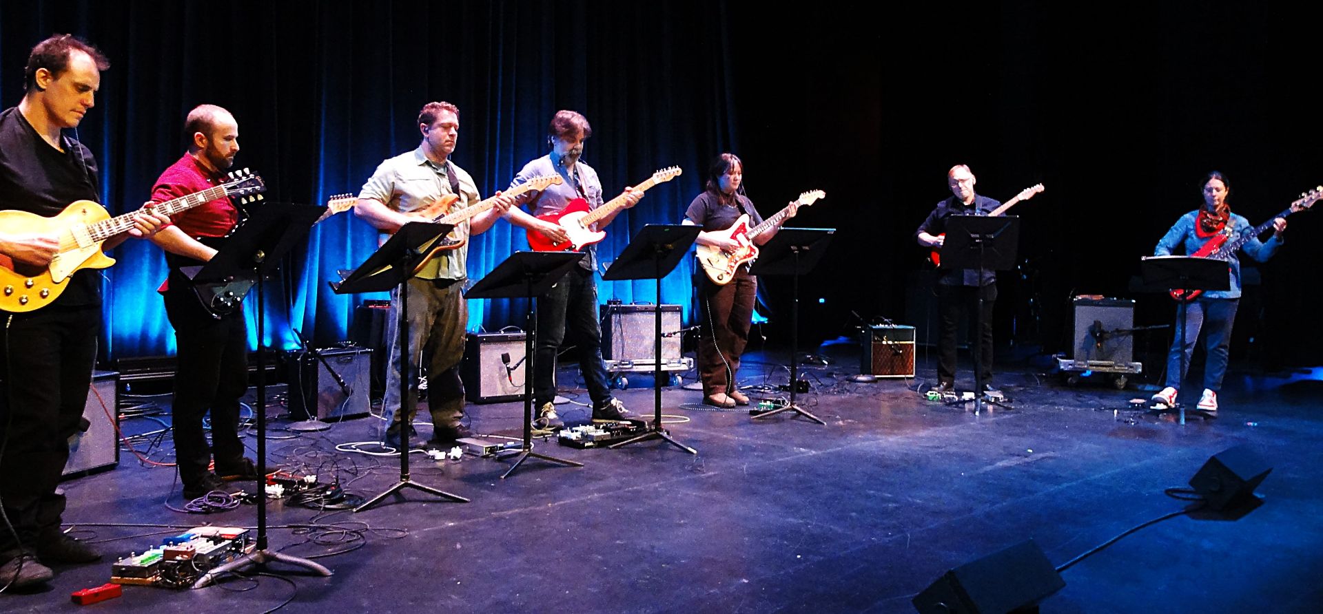 Dither Guitar Orchestra ©Enzo Capua