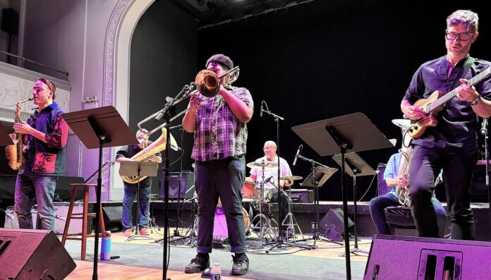 Henry Threadgill: a celebration Very Very Circus
