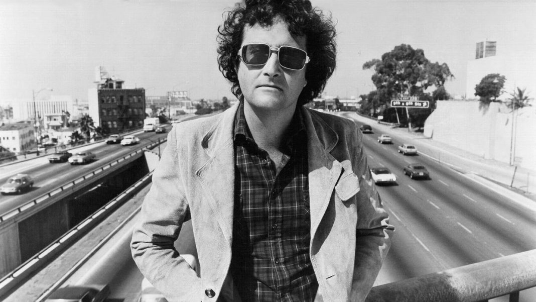 randy_newman_bridge_road_cars_city_5220_1920x1080